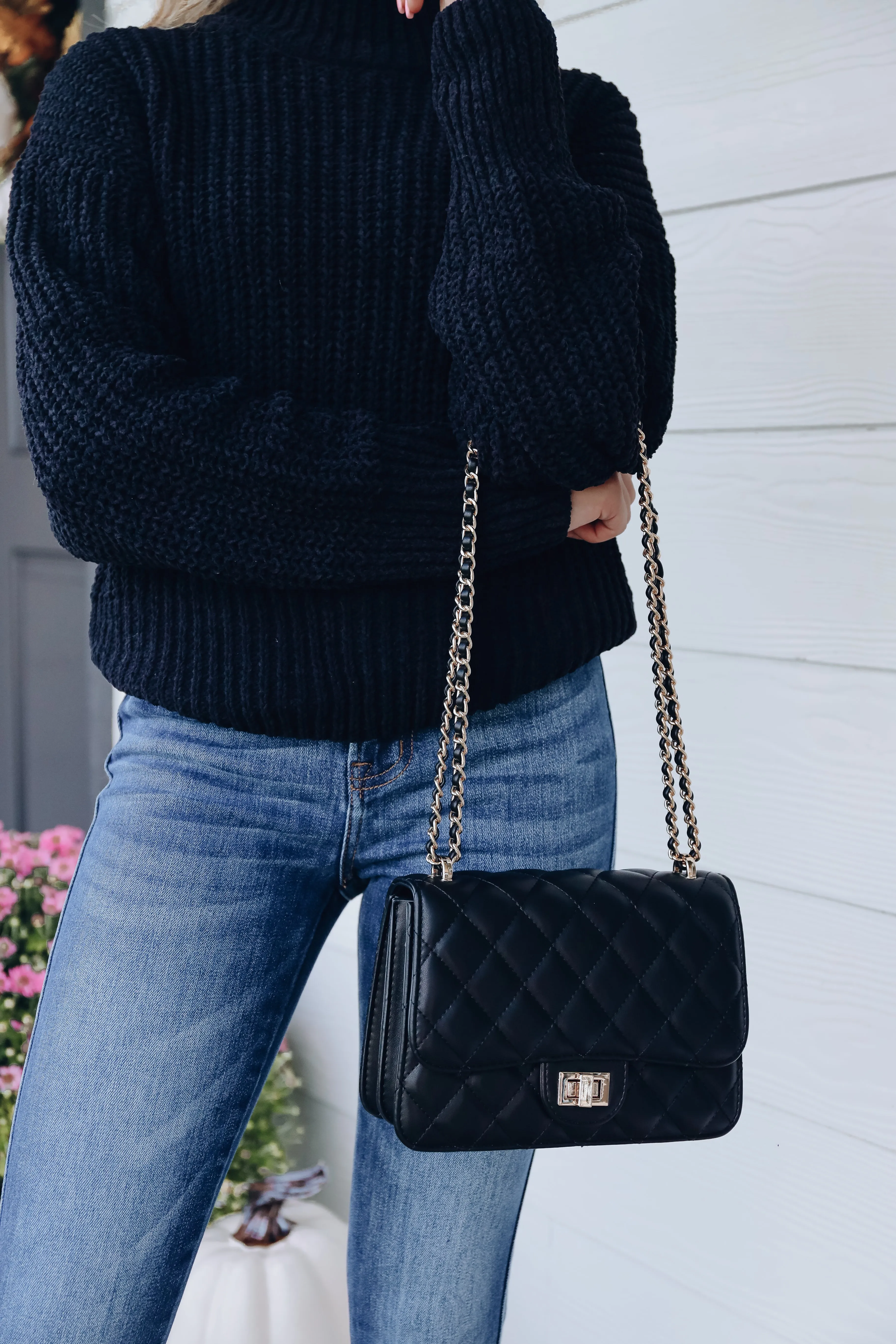 It's Perfect Quilted Crossbody Purse - Black