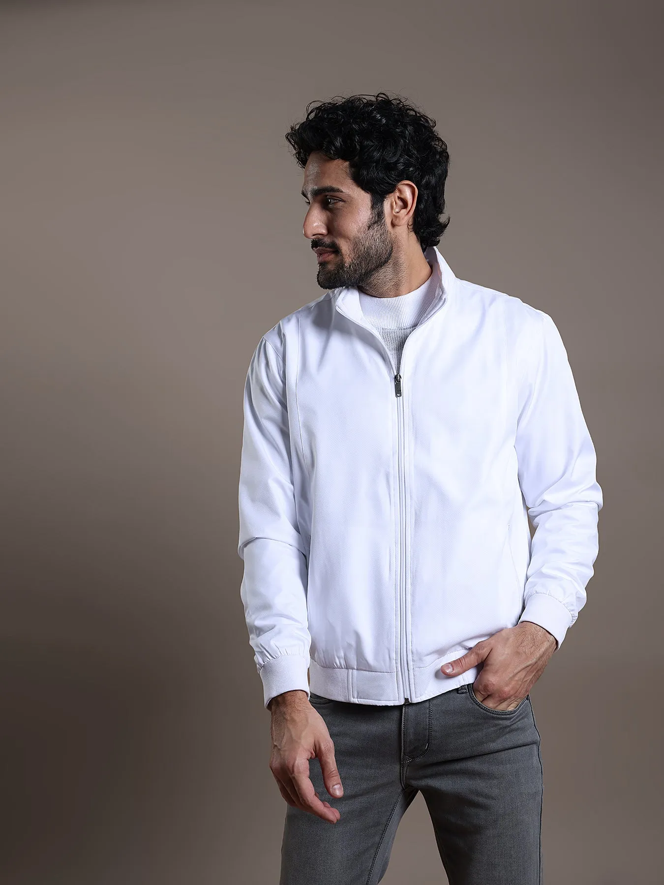 Polyester White Plain Regular Fit Full Sleeve Casual Windcheater